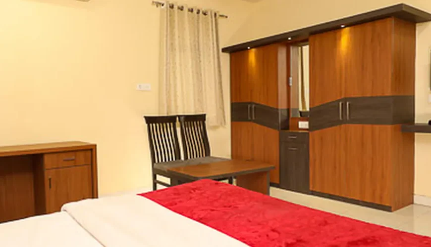 Book Your Umrah Only With Al Arafat Tours and Travels Mumbai